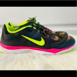 Nike Women's Flex Trainer 5 Black/Volt-Pink